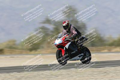 media/Dec-01-2025-Moto Forza (Mon) [[2daa91e15f]]/1-Advanced Group/Session 3 Turn 3 Exit Bump Pans/